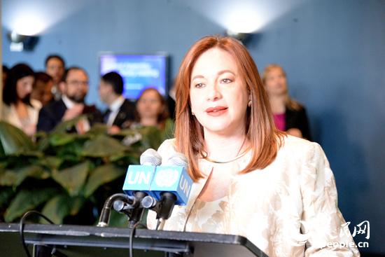 �D�鬔�������M�����_����˹Ƥ�Z�_��ӛ������ �z