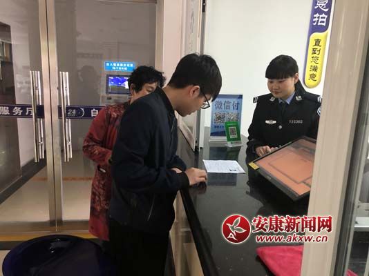 ���M���������k�������C (2).jpg