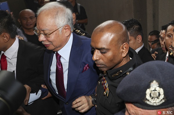 �{����4�յ��_λ�ڼ�¡�µķ�Ժ�܌����DƬ��Դ���|��IC��������У�Ո���D�d