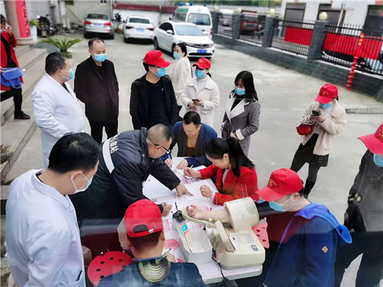 無(wú)償獻(xiàn)血 愛(ài)心仁河