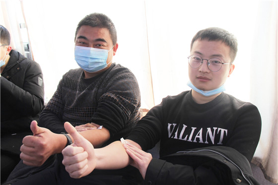 血液是生命的禮物——中國聯通安康市分公司、安康大數據運營有限公司聯合開展冬季應急獻血活動