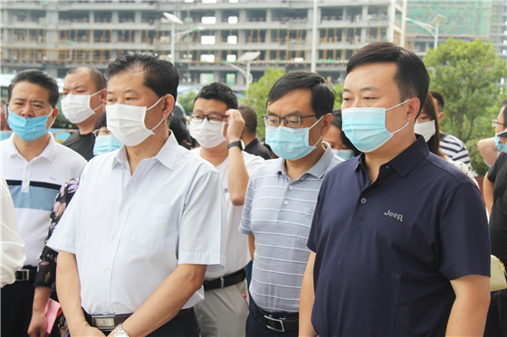 全市精神文明創建工作觀摩活動走進市中心血站