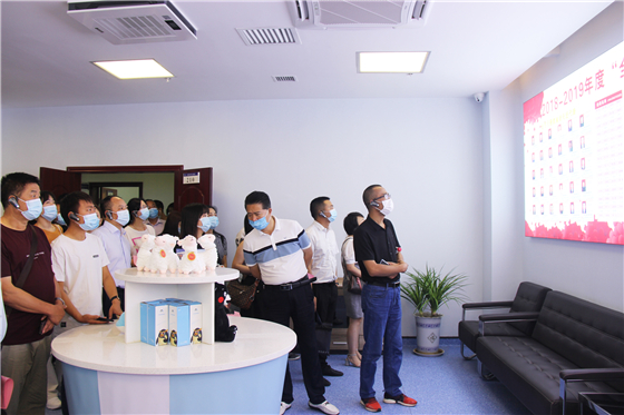 全市精神文明創建工作觀摩活動走進市中心血站